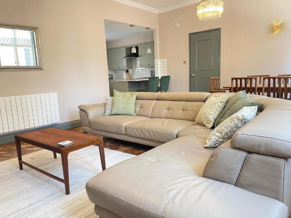 Cathedral View Apartment, Flat 4 Bury St. Edmunds Экстерьер фото